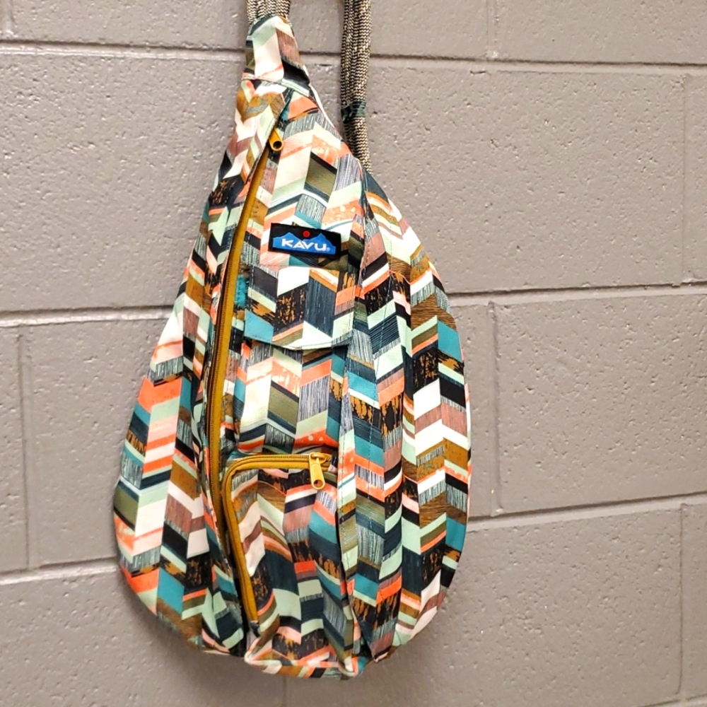 Kavu rope sling bag